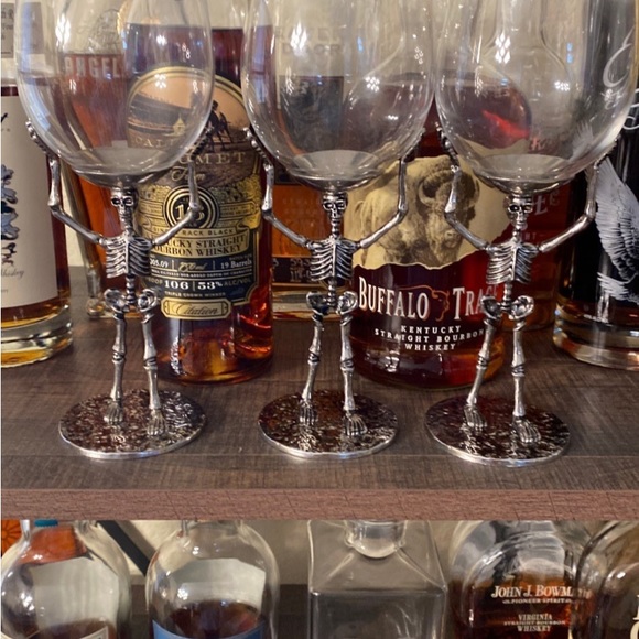 COPY - Set of 2 skeleton wine glasses - Picture 8 of 8